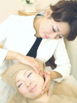 クオーレ ハギワラ 千葉店 萩原聖子